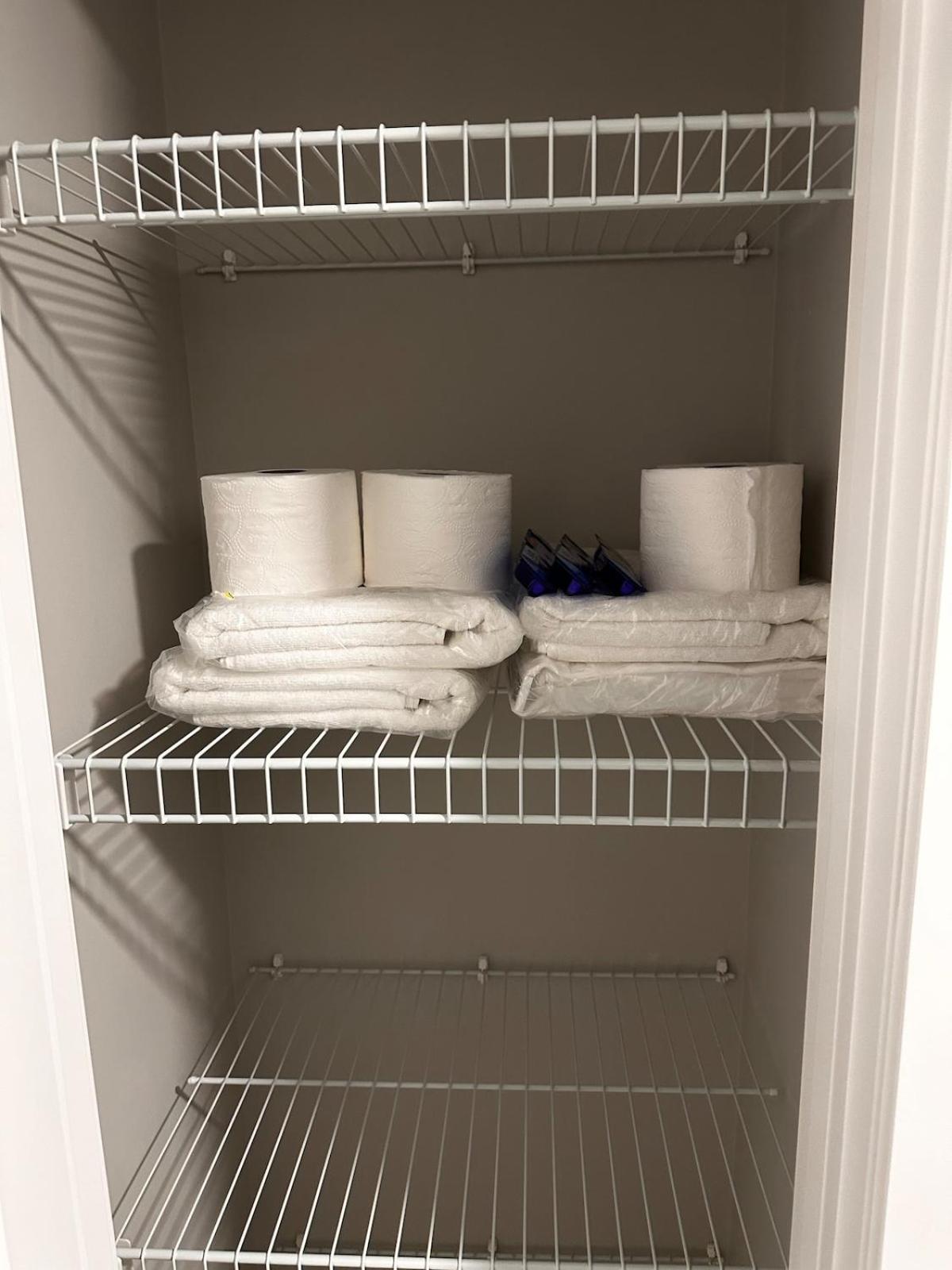 Newly Built 2-bedroom, 2 Full Bath Basement Apartment